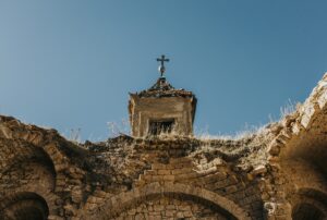 Complexity of church could bring its ruin
